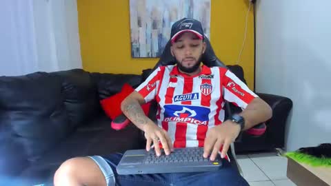 max_sexyhot26 online show from 12/31/24, 08:12