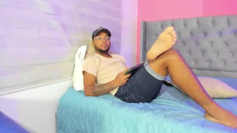 max_sexyhot26 online show from 01/28/25, 03:04