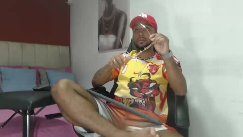 max_sexyhot26 online show from 02/20/25, 02:40