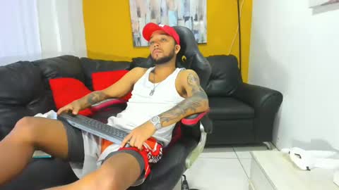 max_sexyhot26 online show from 03/06/25, 03:13