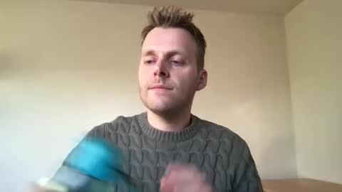 Snapshot of max_straight_1 chatting on 01/13/25, 08:47 Max take off clothes online show from 01/13/25, 08:47