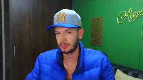 Snapshot of max_tayloor chatting on 12/07/24, 05:04 Max Taylor online show from 12/07/24, 05:04