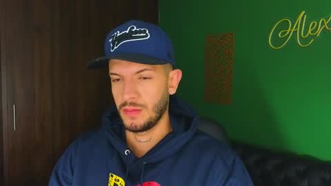 Snapshot of max_tayloor chatting on 02/13/25, 01:26 Max Taylor online show from 02/13/25, 01:26