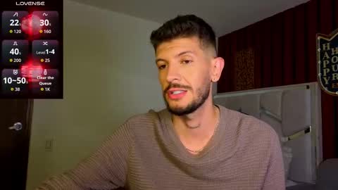 Snapshot of max_tayloor chatting on 11/11/25, 12:21 Max Taylor online show from 11/11/25, 12:21