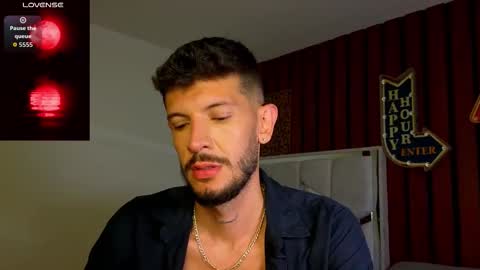 Snapshot of max_tayloor chatting on 11/12/25, 03:18 Max Taylor online show from 11/12/25, 03:18