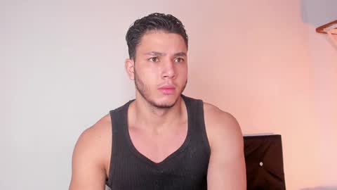 max online show from 09/13/25, 08:47