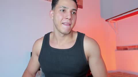 max online show from 09/20/25, 11:06