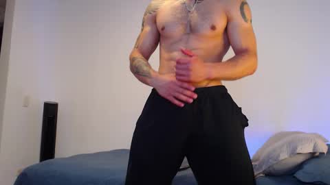 Snapshot of max_xl_ chatting on 11/29/25, 03:59 max_xl_ online show from 11/29/25, 03:59