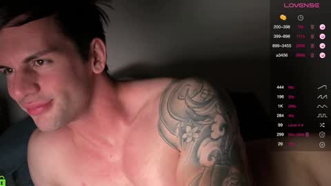 Max online show from 01/12/25, 01:42