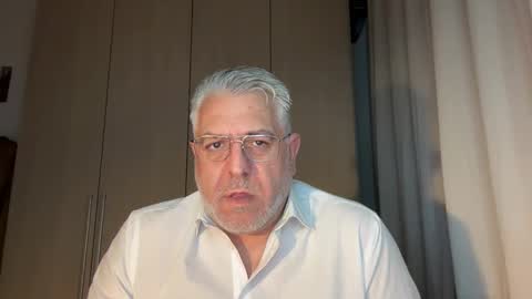 Snapshot of maxbillo chatting on 04/13/26, 07:41 maxbillo online show from 04/13/26, 07:41