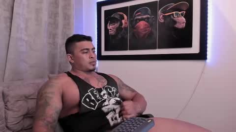 Snapshot of maxcarther chatting on 03/12/25, 11:33 Maxcarther online show from 03/12/25, 11:33