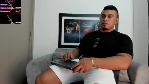 Snapshot of maxcarther chatting on 12/02/25, 09:21 Maxcarther online show from 12/02/25, 09:21