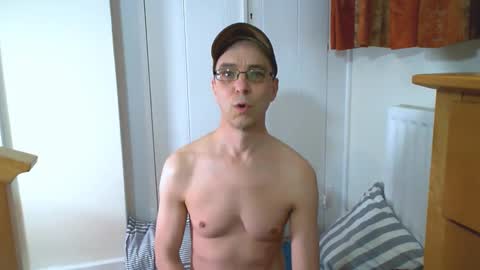 Snapshot of maxdavies chatting on 03/12/26, 03:18 Max Davies online show from 03/12/26, 03:18