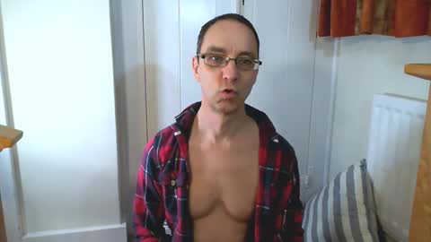 Snapshot of maxdavies chatting on 03/19/26, 09:13 Max Davies online show from 03/19/26, 09:13