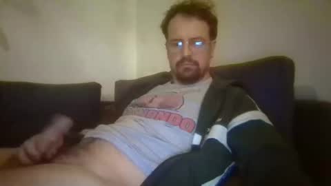 Snapshot of maxhorn591 chatting on 10/20/25, 09:37 maxhorn591 online show from 10/20/25, 09:37