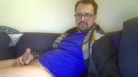 maxhorn591 online show from 02/18/26, 09:22