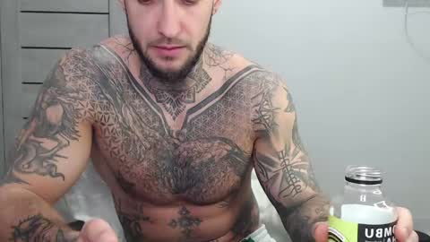 Snapshot of maxi_foxxx chatting on 05/04/26, 08:32 Maximus Fox online show from 05/04/26, 08:32