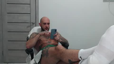 Snapshot of maxi_foxxx chatting on 05/08/26, 08:19 Maximus Fox online show from 05/08/26, 08:19