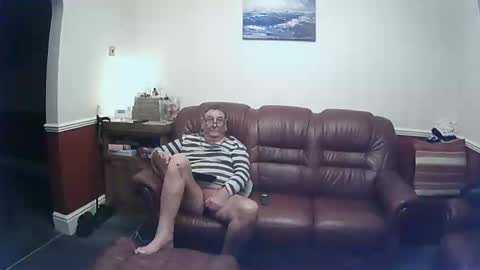 MAX online show from 01/12/25, 12:18