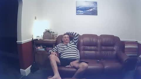 MAX online show from 02/01/25, 09:08