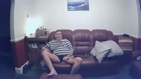 MAX online show from 02/19/25, 11:25