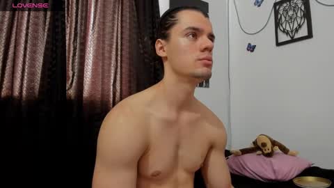 Snapshot of maxi_styles chatting on 12/10/24, 07:22 Alex online show from 12/10/24, 07:22