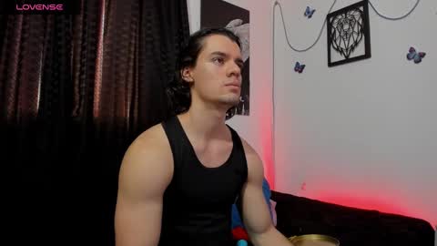 Snapshot of maxi_styles chatting on 12/10/24, 10:26 Alex online show from 12/10/24, 10:26