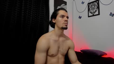 Snapshot of maxi_styles chatting on 01/18/25, 02:03 Alex online show from 01/18/25, 02:03