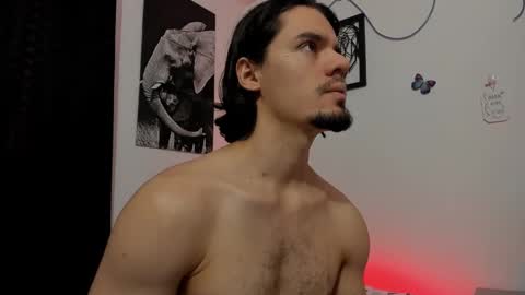 Snapshot of maxi_styles chatting on 03/03/25, 10:42 Alex online show from 03/03/25, 10:42