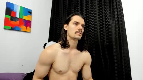 Snapshot of maxi_styles chatting on 10/05/25, 04:49 Alex online show from 10/05/25, 04:49