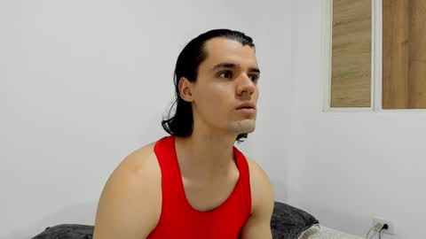 Snapshot of maxi_styles chatting on 07/26/26, 11:33 Alex online show from 07/26/26, 11:33