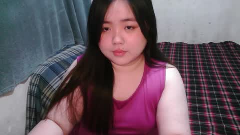 Maxie online show from 10/04/25, 12:47