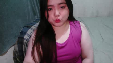 Maxie online show from 10/25/25, 01:51