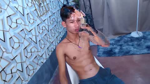 Reyn online show from 02/11/25, 12:58