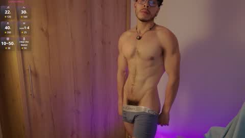 Mikael online show from 02/12/26, 01:33