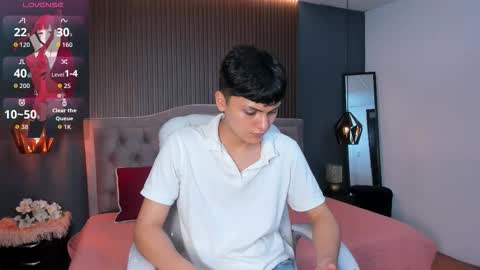 --  -- online show from 11/05/25, 07:47