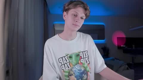 Snapshot of maxim_burn chatting on 03/01/25, 11:04 maxim burn online show from 03/01/25, 11:04