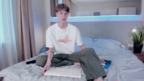 Snapshot of maxim_burn chatting on 03/03/25, 01:20 maxim burn online show from 03/03/25, 01:20