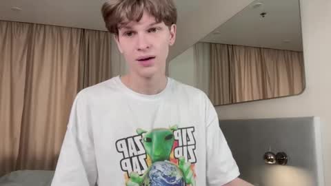 Snapshot of maxim_burn chatting on 03/12/25, 09:44 maxim burn online show from 03/12/25, 09:44