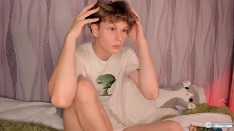 Snapshot of maxim_burn chatting on 10/03/25, 08:06 maxim burn online show from 10/03/25, 08:06