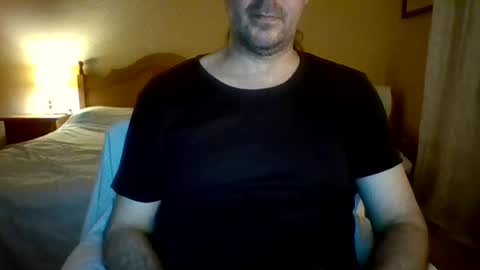 Snapshot of maxim_moment chatting on 06/14/26, 11:18 Maxim online show from 06/14/26, 11:18