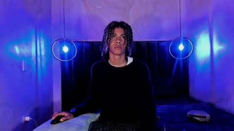 maxim online show from 01/08/25, 02:57