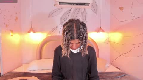 maxim online show from 02/02/25, 02:59