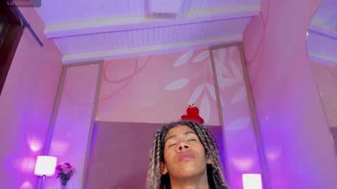 maxim online show from 02/10/25, 06:09