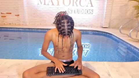 maxim online show from 02/22/25, 06:17