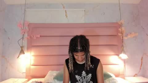 maxim online show from 09/16/25, 03:51