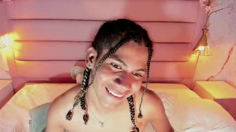 maxim online show from 09/30/25, 03:06