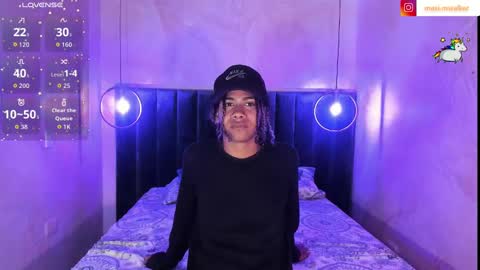 Snapshot of maxim_walker chatting on 11/03/25, 03:08 maxim online show from 11/03/25, 03:08