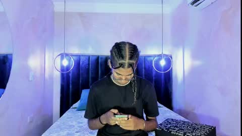 Snapshot of maxim_walker chatting on 11/04/25, 03:05 maxim online show from 11/04/25, 03:05