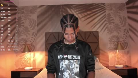 Snapshot of maxim_walker chatting on 11/11/25, 03:06 maxim online show from 11/11/25, 03:06